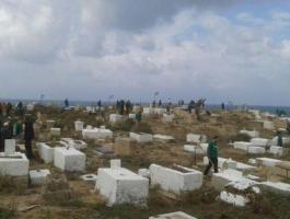 محكمة الاحتلال تنظر غدًا بملف مقبرة طاسو المهددة بيافا.jpg