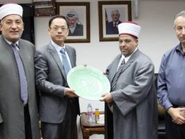 ادعيس يلتقي سفير الصين الشعبية لدى فلسطين