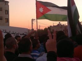 أكبر عشيرة أردنية تعتصم لإسقاط الحكومة.jpg