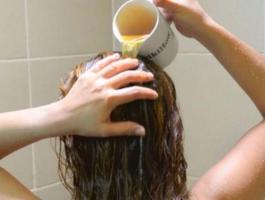 وصفات لتحضير حمام الزيت الساخن لعلاج تساقط الشعر