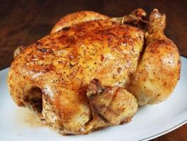 جرّبوا هذه الحيلة المذهلة كي يبقى الدجاج المشوي طرياً!