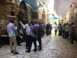 عمال الصين بالقدس.jpg