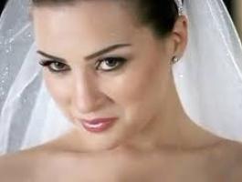 بالفيديو : تغيير كبير يطرأ على شكلل الفنانة ميّ عزّ الدين.!!