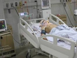 بالصور : نجاة ممثل شهير من الموت: دخل لإجراء جراحة ولكن..