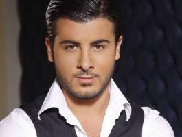 بالفيديو : بعد كليبه الفاضح مع ميريام كلينك.. رد فعل جاد خليفة عندما رأى ابنه يغني 
