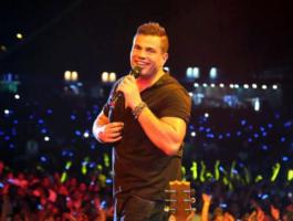 ساعات-من-طرحه..-ألبوم-عمرو-دياب-رقم-واحد-في-الشرق-الأوسط-1110x564.jpg