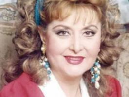 بالصورة : إطلالة غير متوقعة للنجمة ليلى طاهر.. شاهدوا كيف أصبحت!