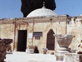 العاهل الأردني يتبرع بمليون دولار للمتحف الإسلامي بالأقصى.jpg