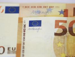 ارتفاع اليورو يؤذي الأسهم الأوروبية