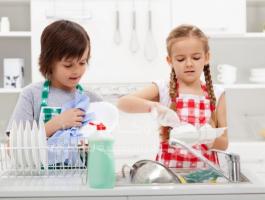 مشاركة الأطفال في الاعمال المنزلية
