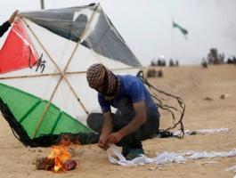 الطائرات الحارقة.jpg