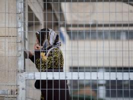 مركز: أوضاع الأسيرات الفلسطينيات بالسجون تدعو للقلق