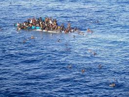 غرق 30 أفريقياً إثر انقلاب قاربهم قبالة ساحل اليمن