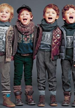 dolce-and-gabbana-winter-2015-child-collection-66-n32NaDDGrh2L2OOrQjhEg3vf3kEBtA7tJIhVVijssBJ