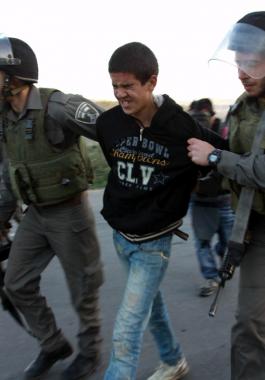 الاحتلال يفرض أحكاماً بالسجن وغرامات بقيمة 54 ألف شيكل بحق أطفال