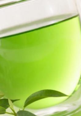 green-tea-in-a-cup-1-980x498