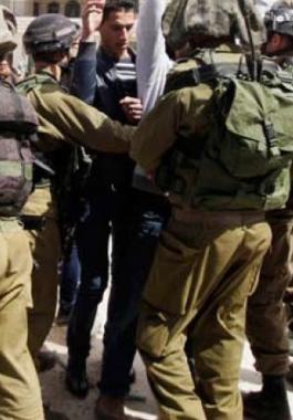 قناة عبرية تكشف السبب الحقيقي لتوسع الاعتقالات في الضفة الغربية