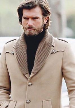 بالصور: أوامر رئاسية تُبعد 