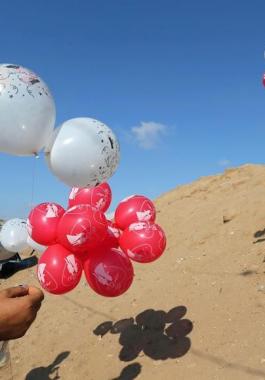 جيش الاحتلال يكشف عن كيفية رده على إطلاق البالونات الحارقة من غزّة