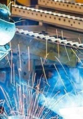 انطلاق القمة العالمية للصناعة بروسيا بمشاركة إماراتية