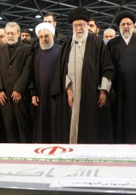 فاجأت الجميع.. دلالات مشاركة حماس والجهاد الإسلامي في تشييع سليماني؟