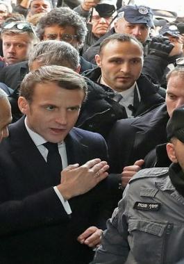 هل قدّم الرئيس الفرنسي اعتذاره عن طرد عناصر 