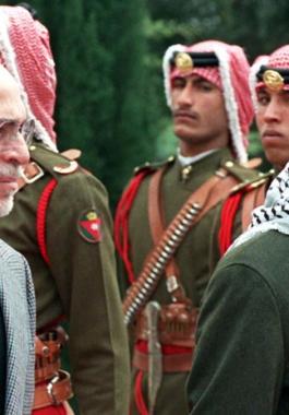 مراقبون: فكرة الوطن البديل تعود من بوابة إعادة 