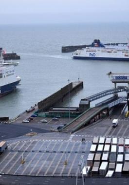 بريطانيا: تعتزم إقامة ما يصل إلى عشرة موانئ حرة