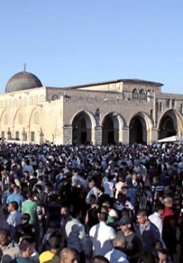 الصلاة في المسجد الأقصى