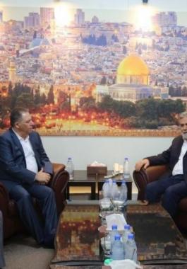 لقاء بين النخالة وسفير فلسطين في لبنان