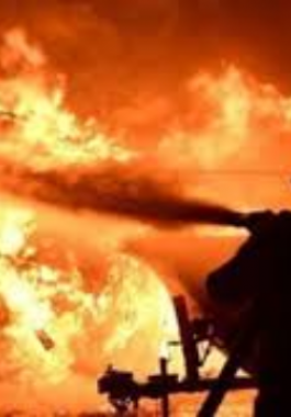 مصرع 19 شخصًا إثر اندلاع حريق في مبنى سكني بنيويورك