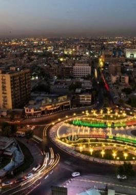 بالصور: مسؤول عراقي مهدد بالإقالة بعد أن شتم مواطنا في برنامج تلفزيوني