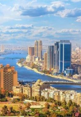 بالصور: دماء فتاة المعادي شاهدة على تفاصيل جريمة بشعة في  مصر