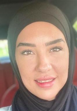 مي فخري