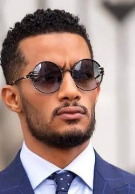 من جديد.. محمد رمضان يسرق الأضواء  بطريقة أكله اللحم