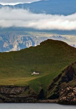 بيت يحصل على لقب 