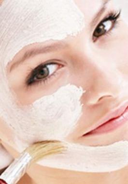 أهم المواد الطبيعية لتبييض البشرة في وقت قصير