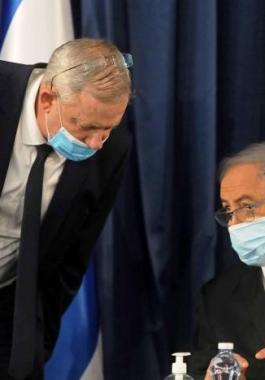 نتنياهو وغانتس يغادران الجلسة الحكومية لضرورة أمنية