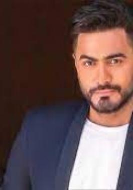 تامر حسنى يستجيب لطلب معجبة تمنت حضوره حفل زفافها