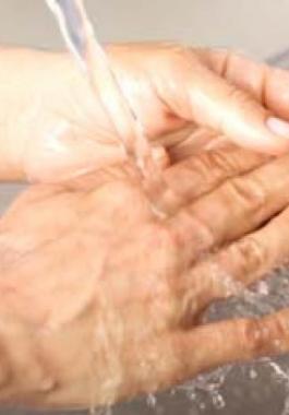 هل يجوز غسل الجنابة بعد صلاة الفجر في رمضان ؟