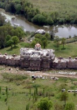 قصة قصر بريطانى مهجور قيمته 40 مليون إسترليني