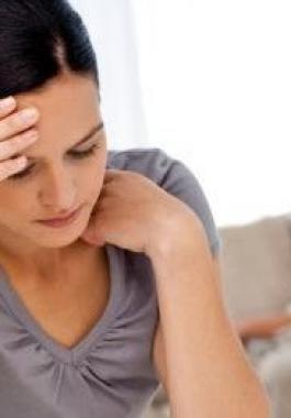 كيف تتعاملين مع الزوج البارد عاطفياً؟