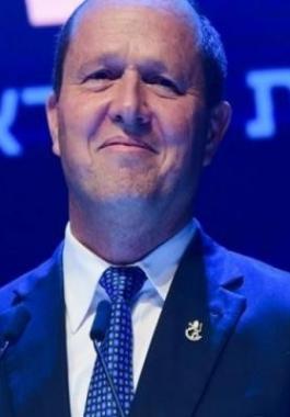 نير  بركات.