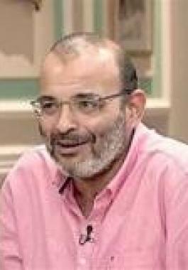 ايمن بهجت قمر
