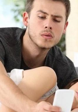 غيرة الرجل الشديدة دليل على خيانته ؟