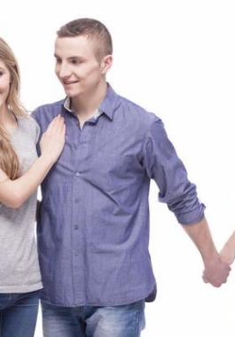 عندما يحبك رجل متزوج .. كيف تتصرفين؟
