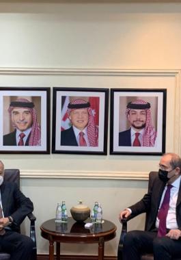 أبو الغيط وأيمن الصفدي