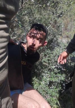 صورة.. الاحتلال يزعم العثور على الفأس المستخدم في عملية 