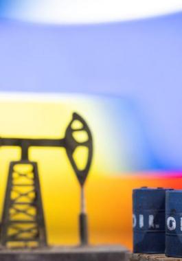 تداولات حذرة للنفط مع توازن مخاوف العرض والطلب