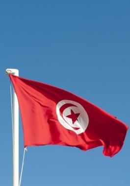 جريمة تهز تونس.. أم ترمي مولودها بإحدى المقابر والأمن يتحرك